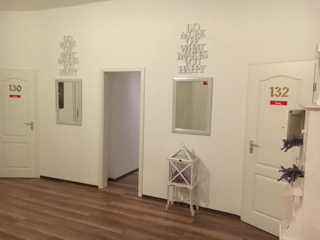 Hotel Ovelgoenner Hof บุกซ์เทอฮูเดอ ภายนอก รูปภาพ