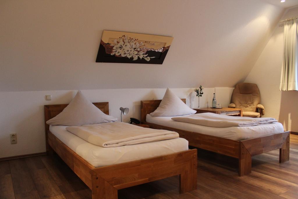 Hotel Ovelgoenner Hof บุกซ์เทอฮูเดอ ภายนอก รูปภาพ