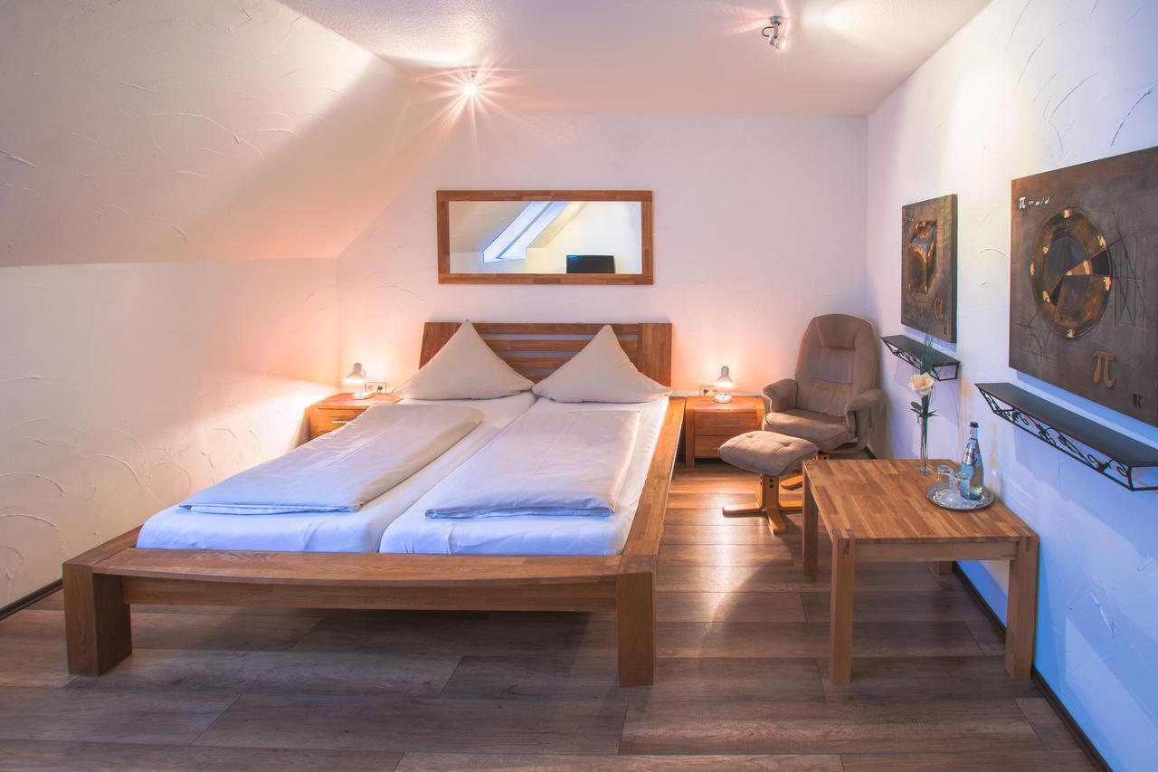 Hotel Ovelgoenner Hof บุกซ์เทอฮูเดอ ภายนอก รูปภาพ