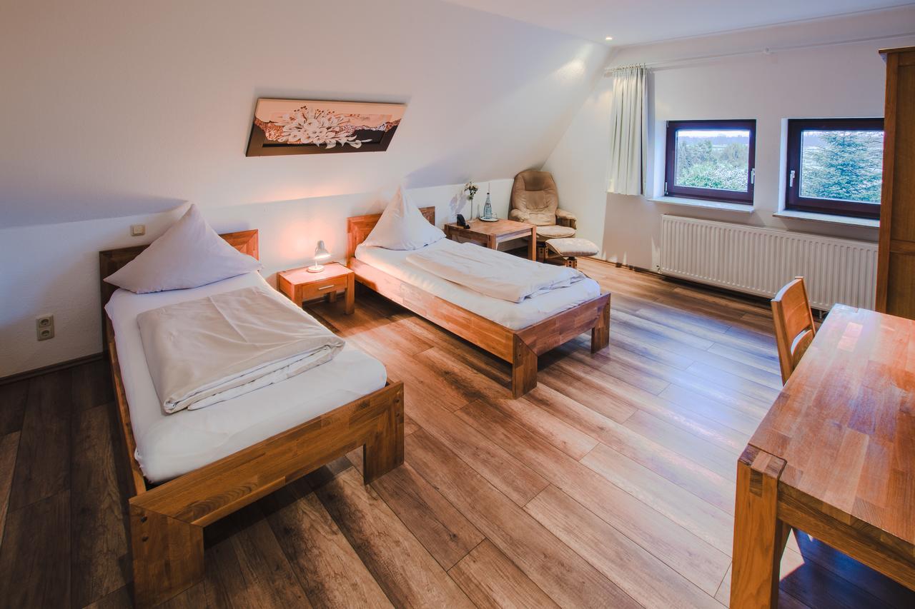 Hotel Ovelgoenner Hof บุกซ์เทอฮูเดอ ภายนอก รูปภาพ